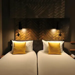 Hotel Ibis Casa Voyageurs ***